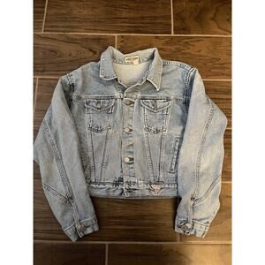 Vintage Guess light blue women's denim jacket with guess logo size